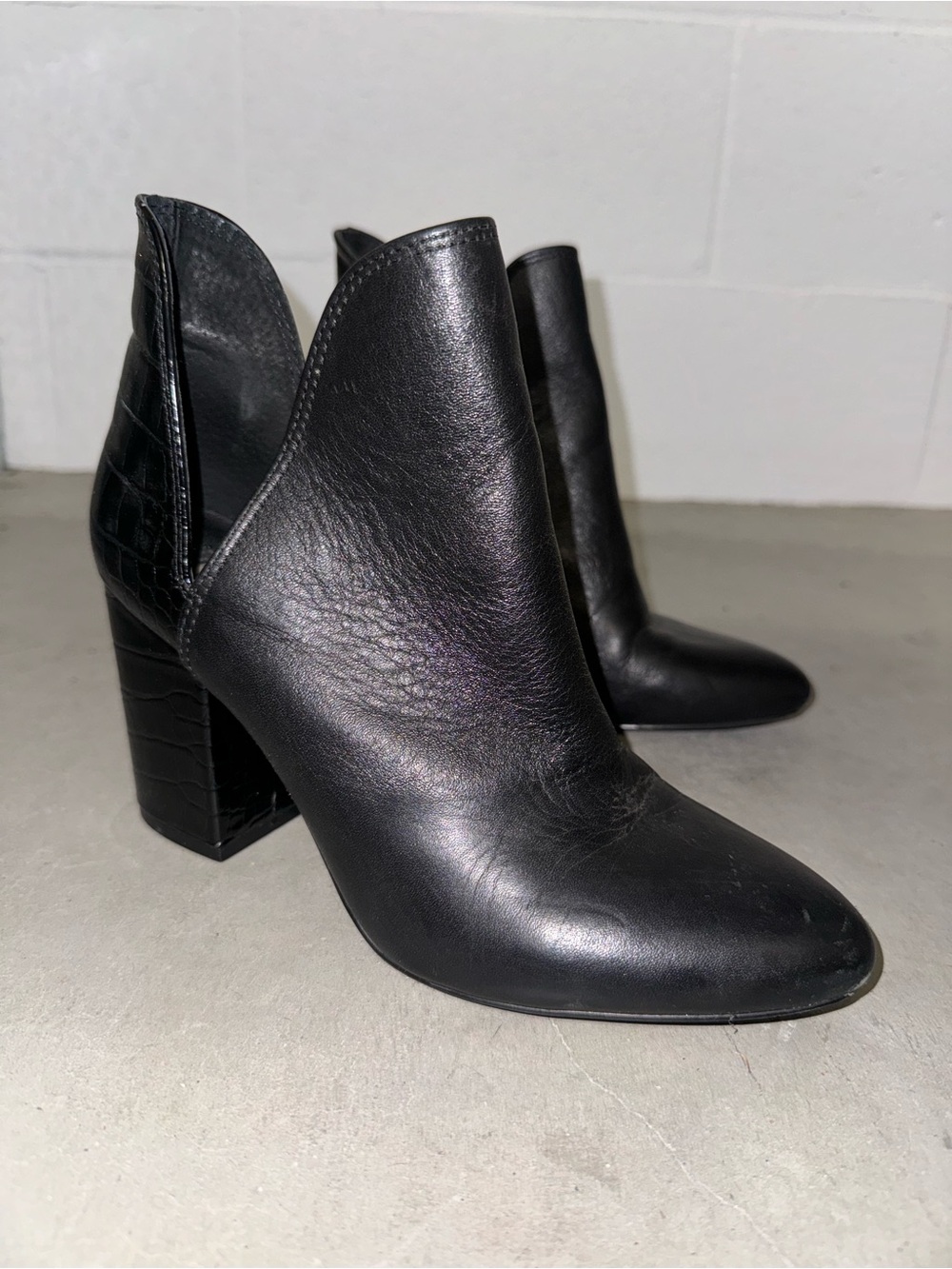 Women’s Black Leather Steve Madden High Heel With Croc Embossing Ankle Boots
